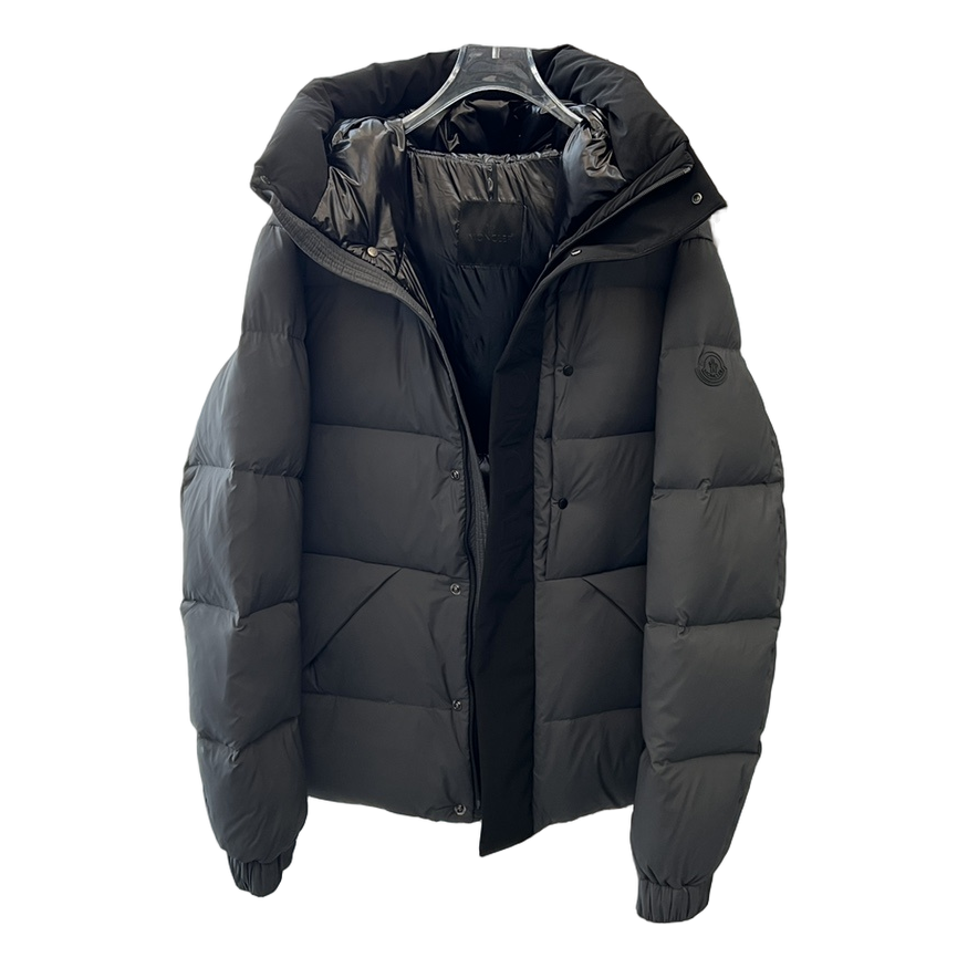 Moncler Colour-Block Down Puffer Jacket with Contrast Hood